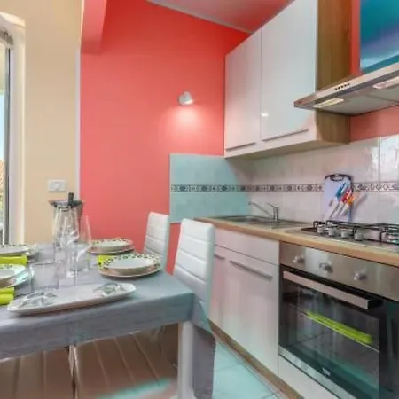 Mit Terrasse By Interhome شقة *