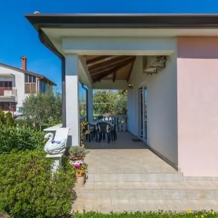 Mit Terrasse By Interhome *